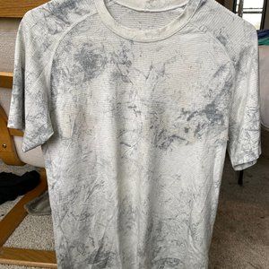 Lululemon Men's SS Shirt - Size S